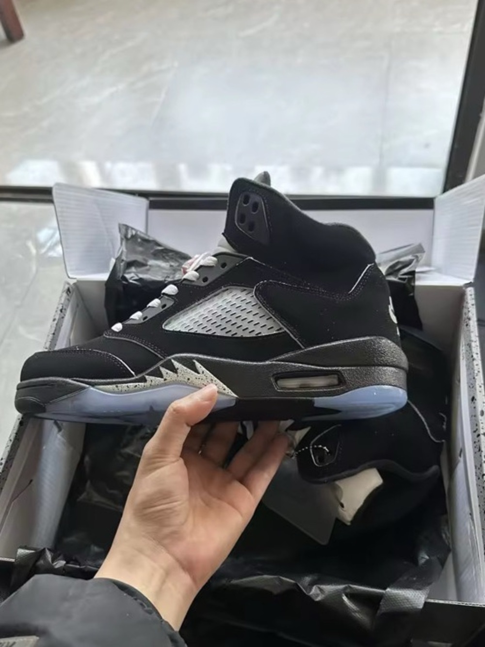 Air Jordan 5 Metallic Black